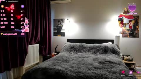 Snapshot of loraflame chatting on 02/18/25, 02:59 Lora online show from 02/18/25, 02:59