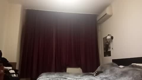 Snapshot of loraflame chatting on 02/20/25, 08:36 Lora online show from 02/20/25, 08:36