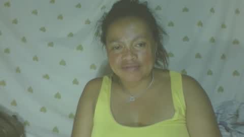 Snapshot of lorahvane chatting on 04/27/26, 01:42 LorahVane online show from 04/27/26, 01:42