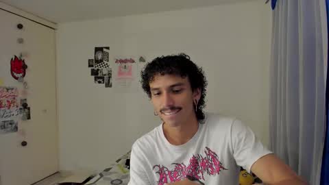 Snapshot of lordpussy__ chatting on 10/31/25, 03:29 lordpussy__ online show from 10/31/25, 03:29