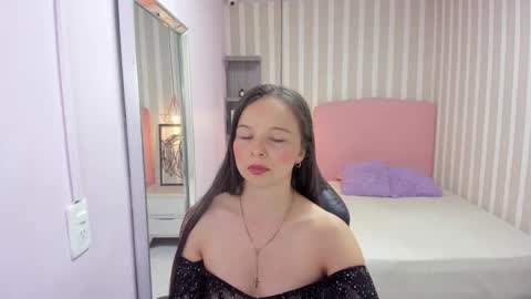 lorelaigiven online show from 03/03/26, 12:22