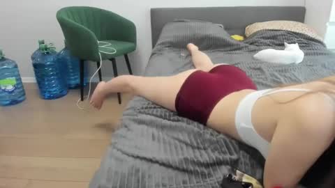 Lorelea cute online show from 04/11/26, 07:45