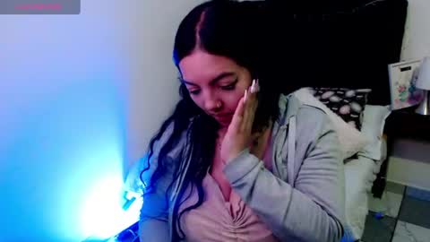 Loren online show from 06/19/26, 09:51