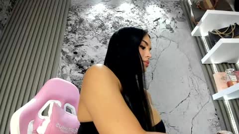 Doll Queen online show from 04/28/26, 11:04