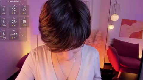 Loren online show from 10/11/25, 01:42