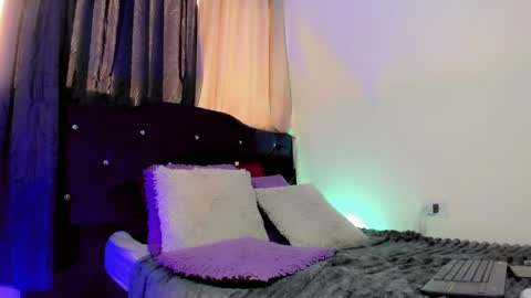 lesly lorena online show from 03/27/26, 07:46