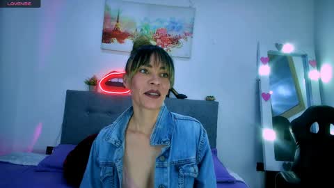 Snapshot of lorena_sweet3 chatting on 04/23/26, 01:46 lorena_sweet3 online show from 04/23/26, 01:46