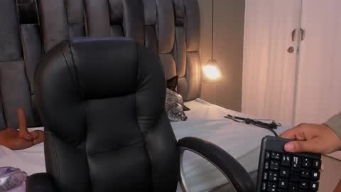 Lorena Vieira  online show from 02/09/25, 12:17