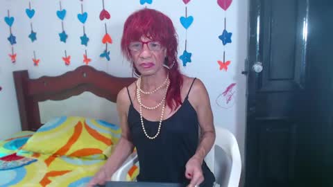 Lorena Capelli online show from 04/10/26, 12:05