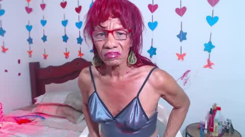 Lorena Capelli online show from 05/17/26, 12:41