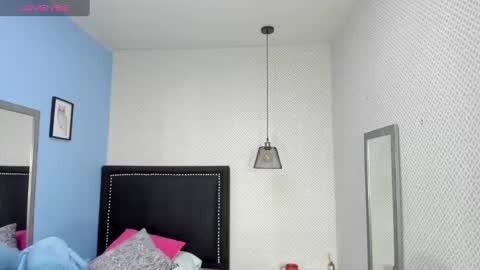 Snapshot of lorenadavies chatting on 02/11/25, 01:52 lorenadavies online show from 02/11/25, 01:52