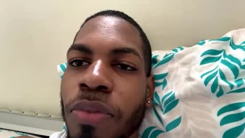 lorenzo17a online show from 01/01/25, 01:48