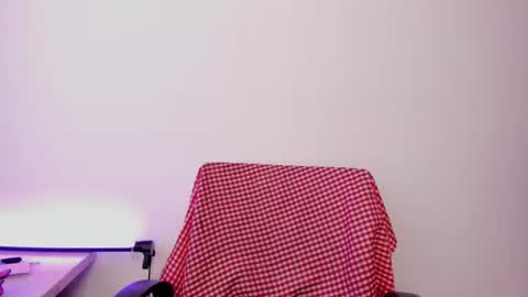 Snapshot of loreth_jw chatting on 07/02/26, 06:58 Queen Loreth online show from 07/02/26, 06:58