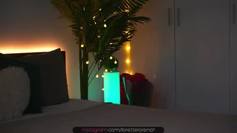 LoretteLorena online show from 10/21/25, 04:57