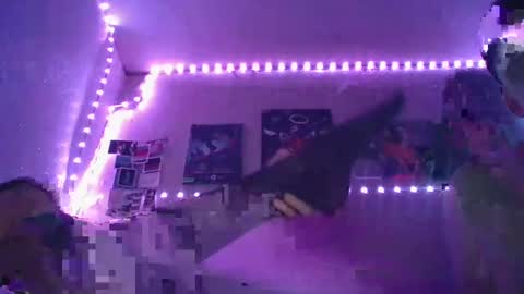 Snapshot of loreyy_ chatting on 03/02/25, 04:21 loreyy_ online show from 03/02/25, 04:21