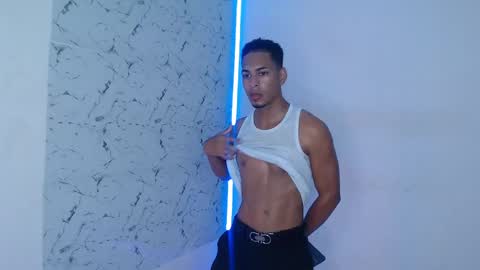 Lorian Vikel  online show from 09/12/25, 10:10