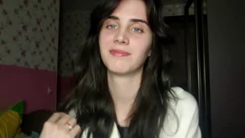 Kira online show from 11/13/25, 04:50