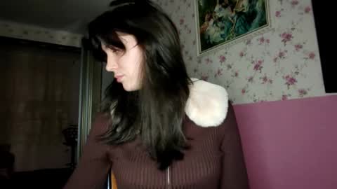 Kira online show from 11/14/25, 03:44