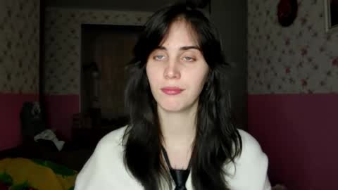 Kira online show from 11/16/25, 04:23