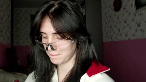 Kira online show from 11/21/25, 03:44