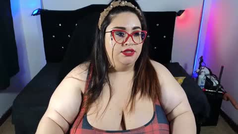 Snapshot of loriscohen3 chatting on 12/31/24, 07:20 loriscohen3 online show from 12/31/24, 07:20