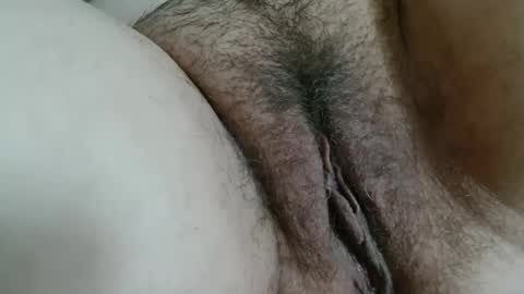 Snapshot of lory34 chatting on 02/02/25, 10:02 lory34 online show from 02/02/25, 10:02