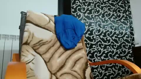 Snapshot of lory34 chatting on 10/08/25, 04:04 lory34 online show from 10/08/25, 04:04