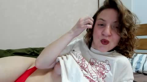 lost_moon online show from 04/24/26, 05:48