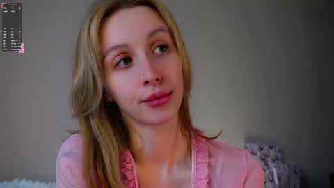 Snapshot of lost_mymind chatting on 05/09/26, 02:28 Jess online show from 05/09/26, 02:28