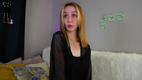 Snapshot of lost_mymind chatting on 05/10/26, 02:39 Jess online show from 05/10/26, 02:39