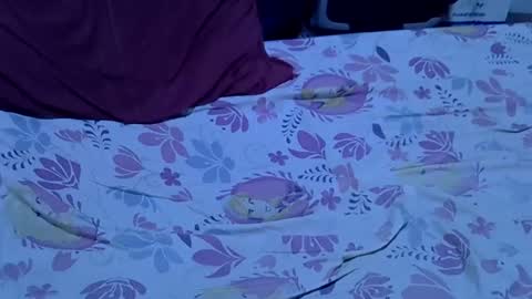 lotty_lavilla online show from 12/23/25, 08:12