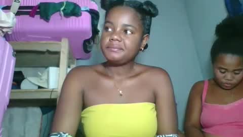 louane98 online show from 02/16/26, 12:23