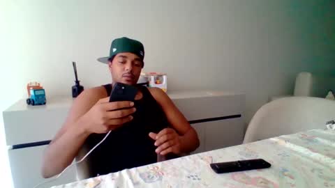 Snapshot of louco34 chatting on 07/02/26, 04:02 louco34 online show from 07/02/26, 04:02