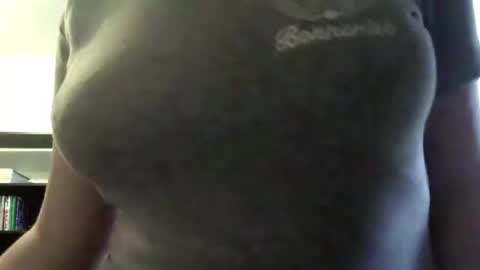 Esma online show from 05/03/26, 08:20