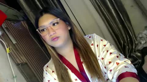 Sweet   online show from 03/11/25, 08:53