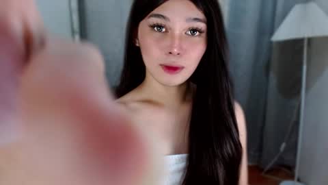 louilalicious online show from 10/18/25, 11:00