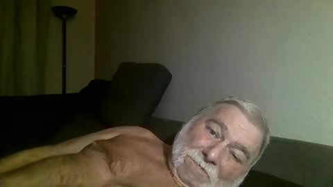 Snapshot of louis_chokdee chatting on 12/15/24, 07:21 louis_chokdee online show from 12/15/24, 07:21