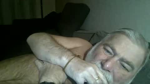 Snapshot of louis_chokdee chatting on 12/21/24, 05:51 louis_chokdee online show from 12/21/24, 05:51