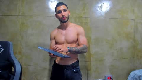 Louis online show from 03/04/25, 01:23