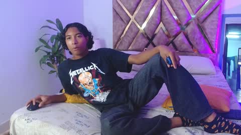 Louis Valdz online show from 01/06/25, 10:15