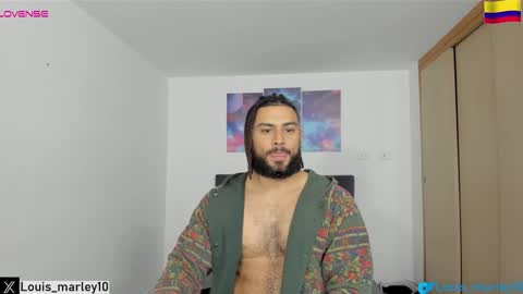 Snapshot of louis_marley_ chatting on 01/02/25, 11:38 louis_marley_ online show from 01/02/25, 11:38