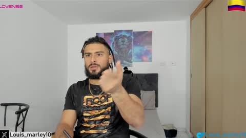 Snapshot of louis_marley_ chatting on 01/14/25, 10:55 louis_marley_ online show from 01/14/25, 10:55