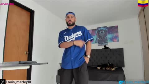 Snapshot of louis_marley_ chatting on 02/27/25, 07:37 louis_marley_ online show from 02/27/25, 07:37