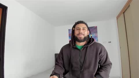 Snapshot of louis_marley_ chatting on 01/12/26, 06:46 louis_marley_ online show from 01/12/26, 06:46