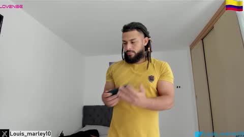 Snapshot of louis_marley_ chatting on 03/01/26, 05:26 louis_marley_ online show from 03/01/26, 05:26