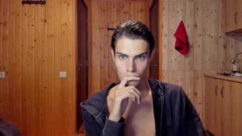 Mark online show from 09/09/25, 02:38