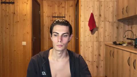 Mark online show from 10/21/25, 01:28