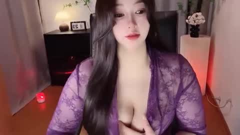 louise_666 online show from 10/05/25, 03:32