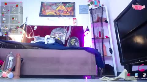  LouIse  online show from 10/29/25, 12:18