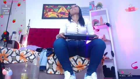  LouIse  online show from 11/23/25, 01:44